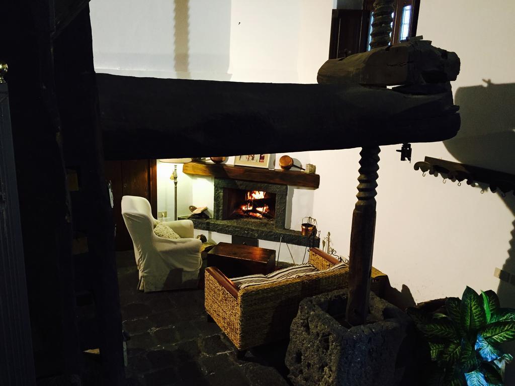 B&B Etna 1703 Belpasso Luaran gambar